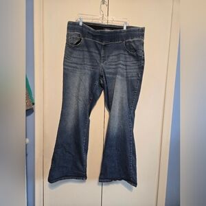 Old‎ Navy Rockstar Bootcut Pull On Jeans